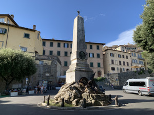 Cortona_ple_garibaldi_202108