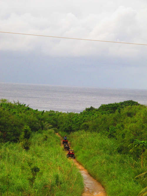 Entering_wingb_beach