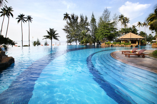Nirwana_resort_hotel_infinity_pool