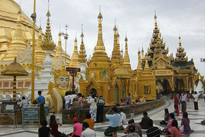 Rgn_shwedagonpagoda01w472_2